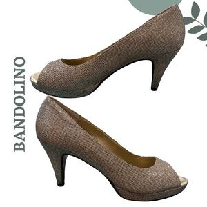 🛍️3/$40 Bandolino Gold Sparkle Peep Toe Heels – Size 8.5M